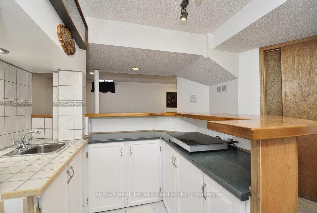 69 Benn Drive photo 8