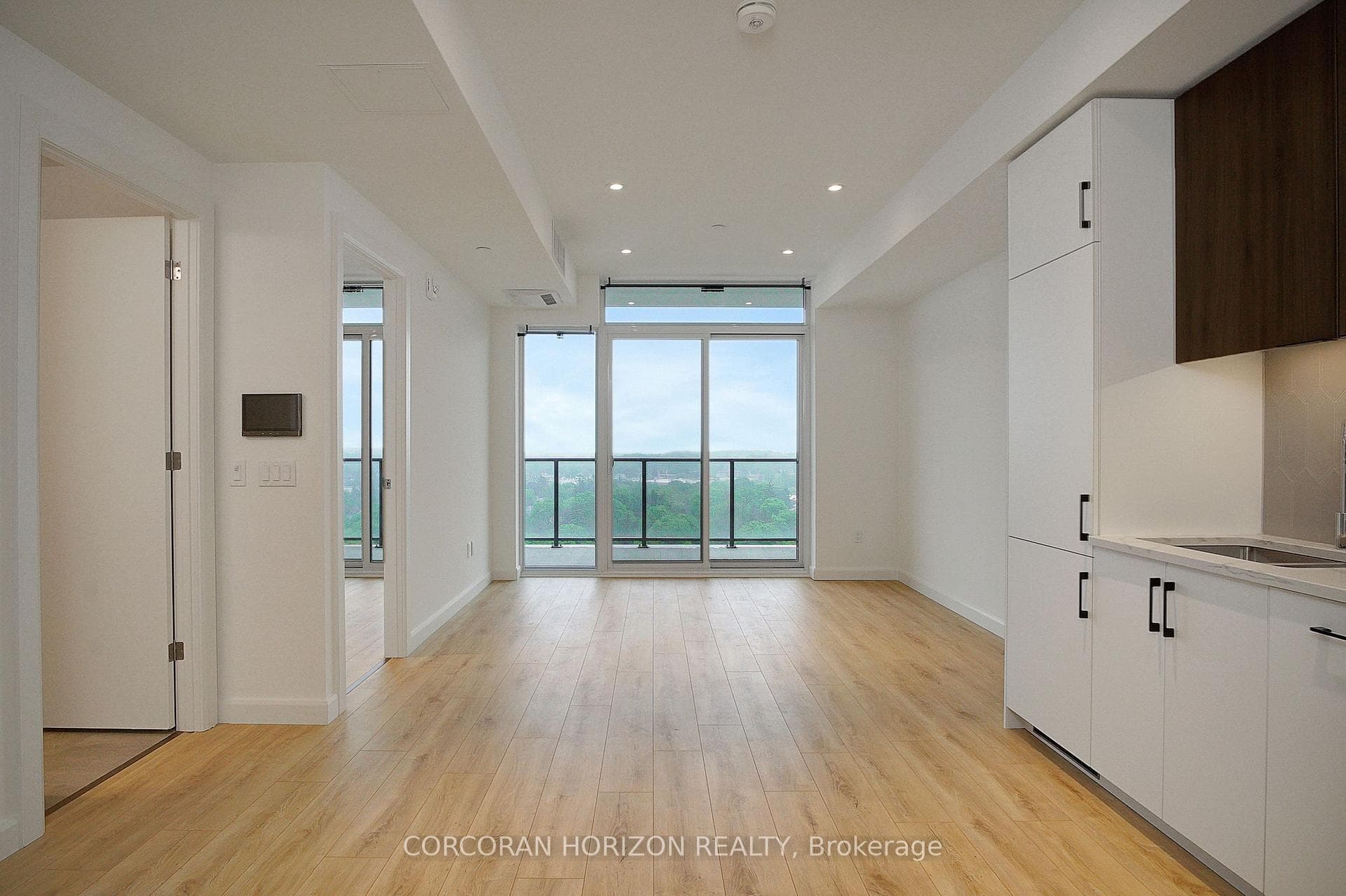 741 King Street Unit 1602 photo 10