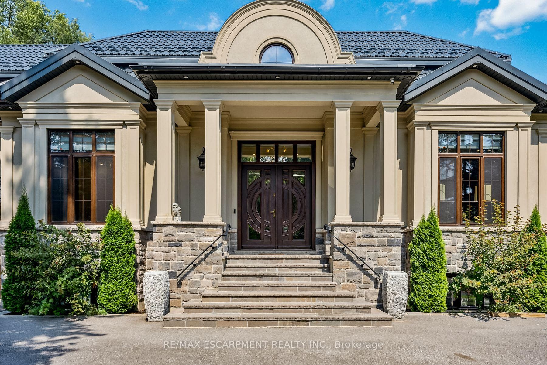 539 Old Poplar Row photo 4