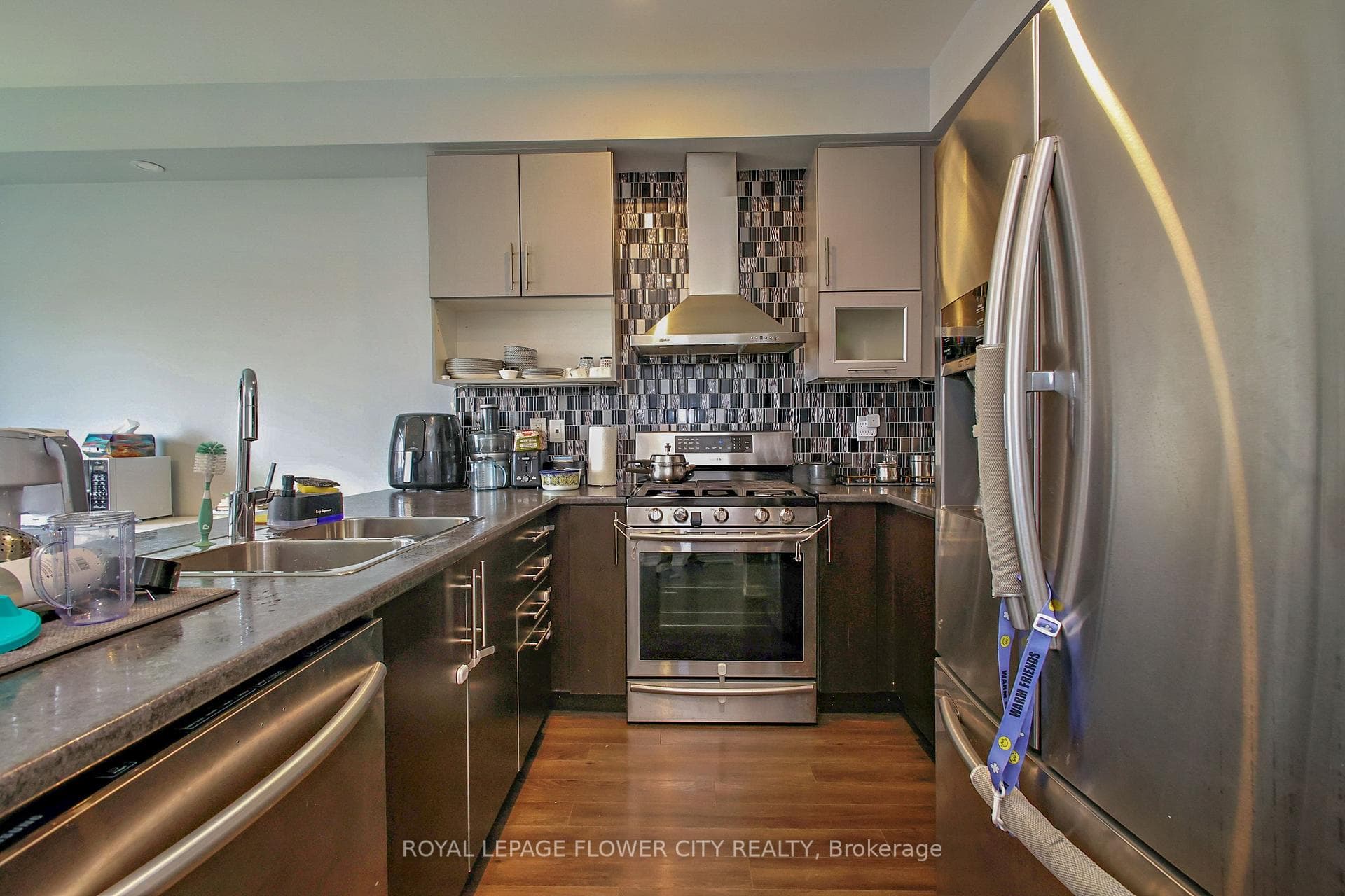 81 Baffin Crescent photo 20