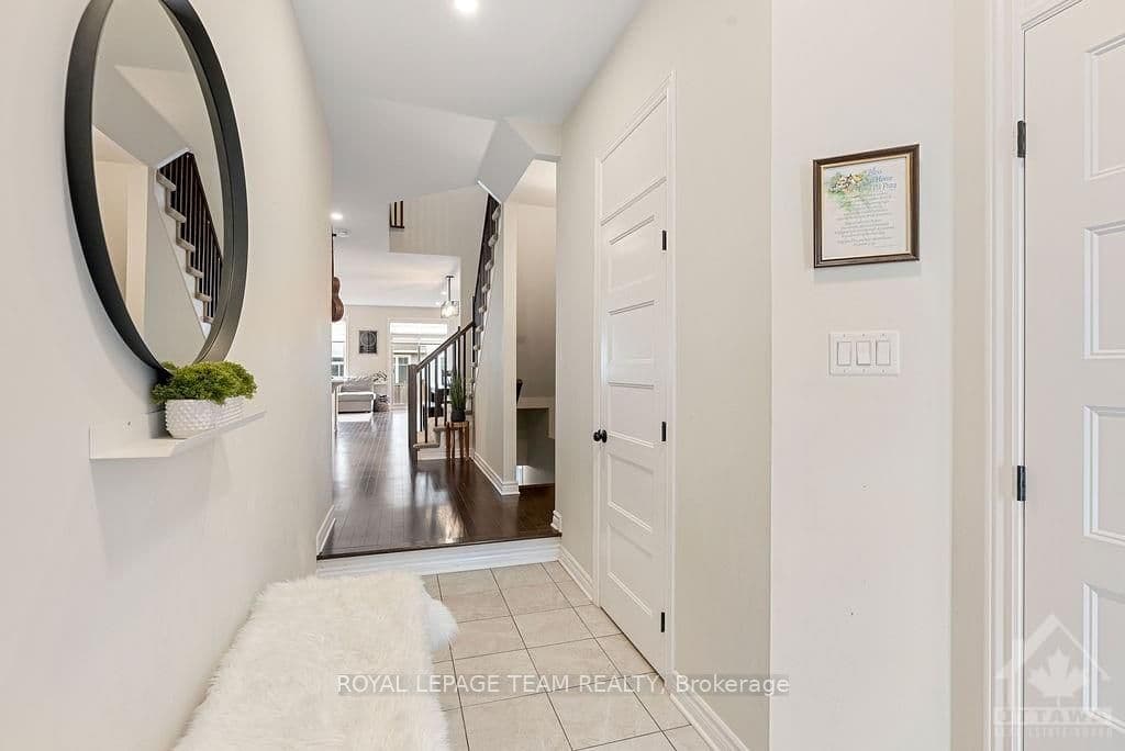 807 MIIKANA Road photo 3
