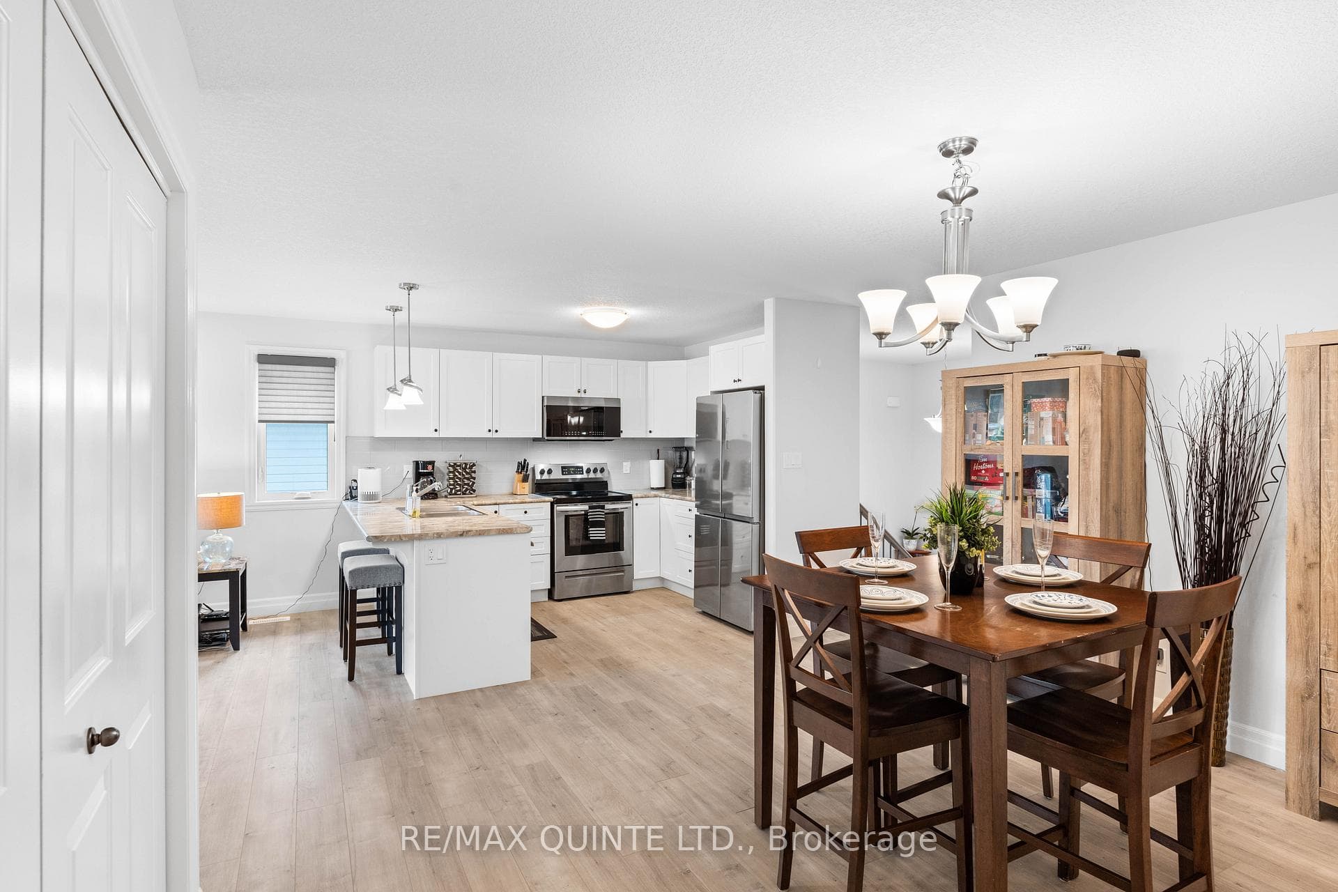 150 ROLLINS Drive photo 11
