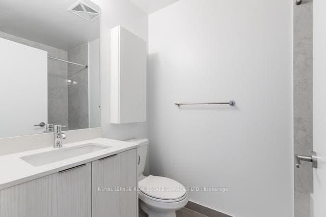 38 Forest Manor Road Unit 318 photo 23