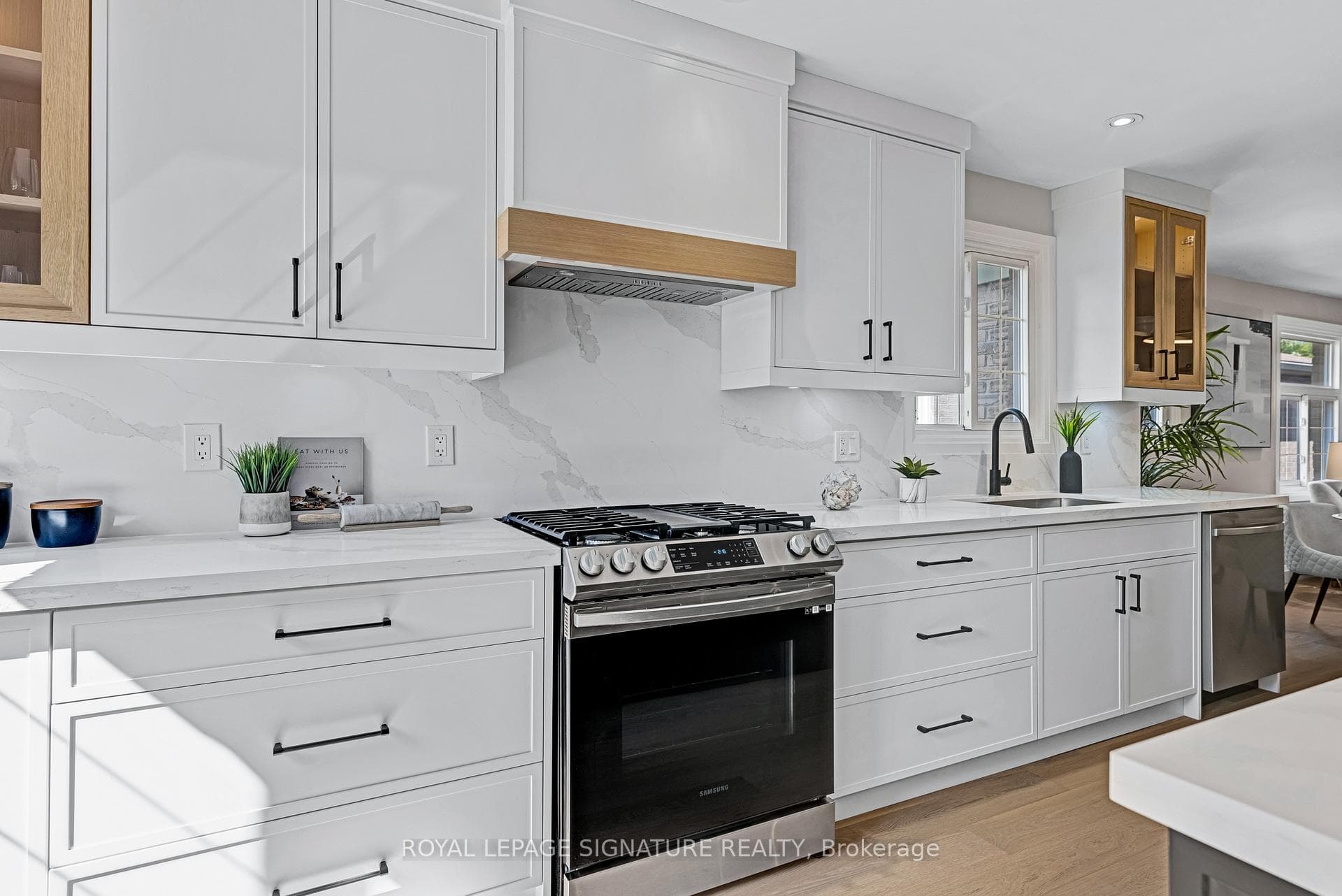 6962 Harris Road photo 16
