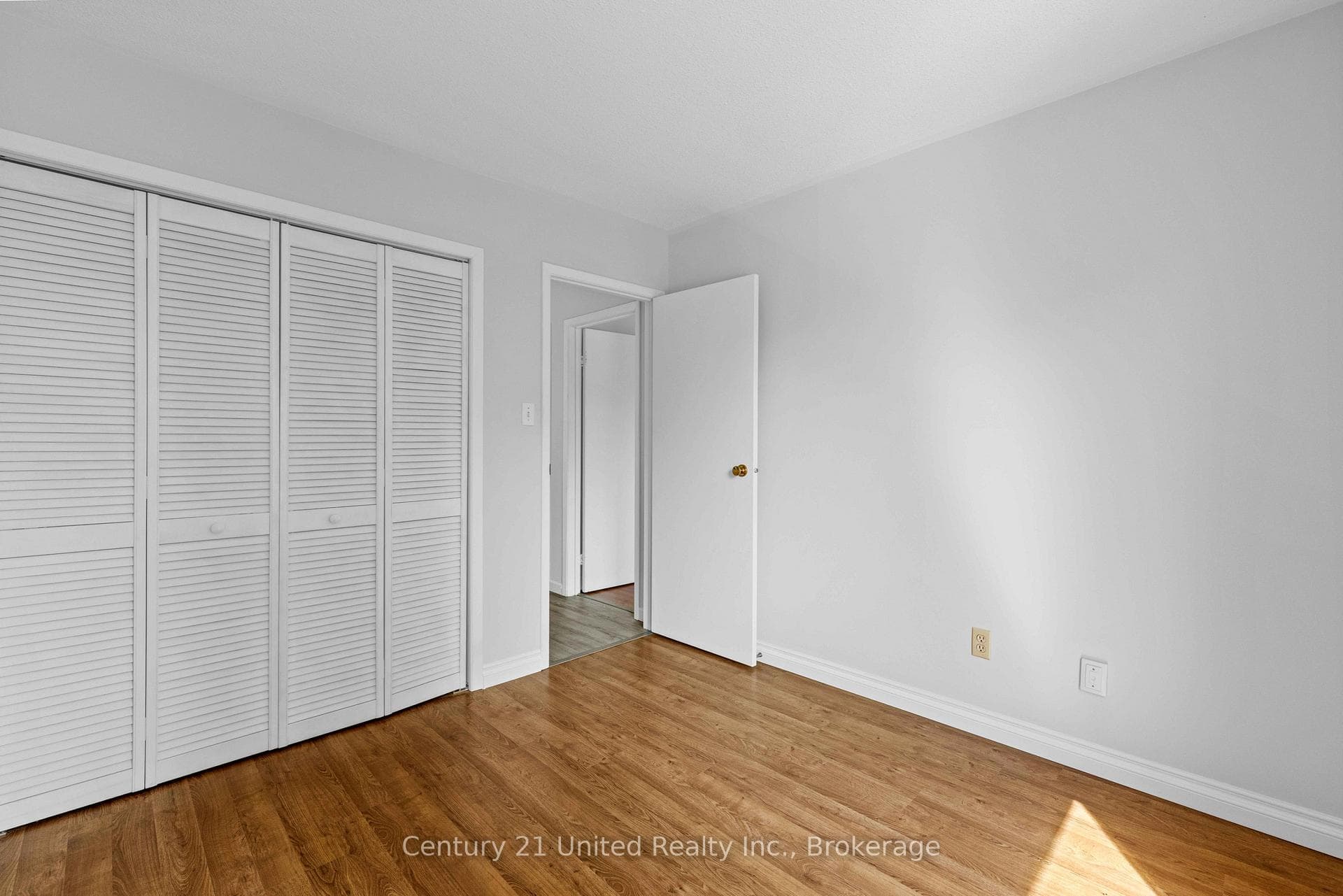 518 Reynolds Street photo 24