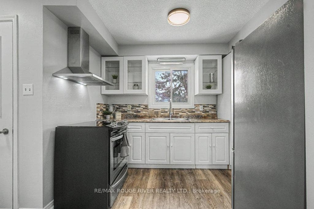 607 Carlisle Street photo 19