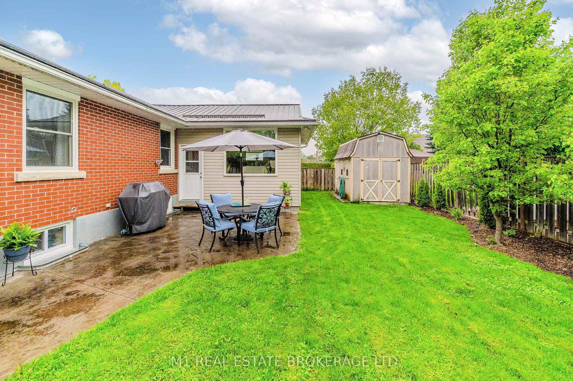 62 Philip Avenue photo 35