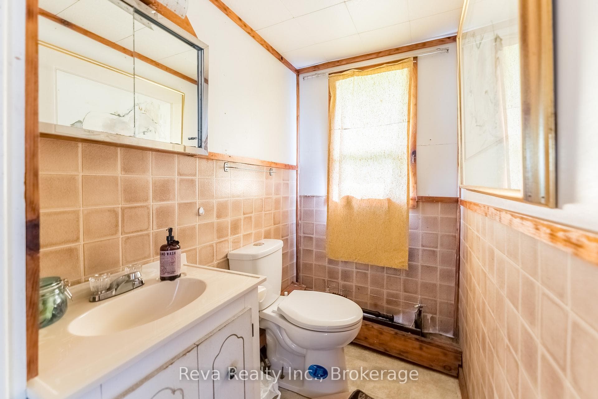 1535 North Baptiste Lake Road photo 10