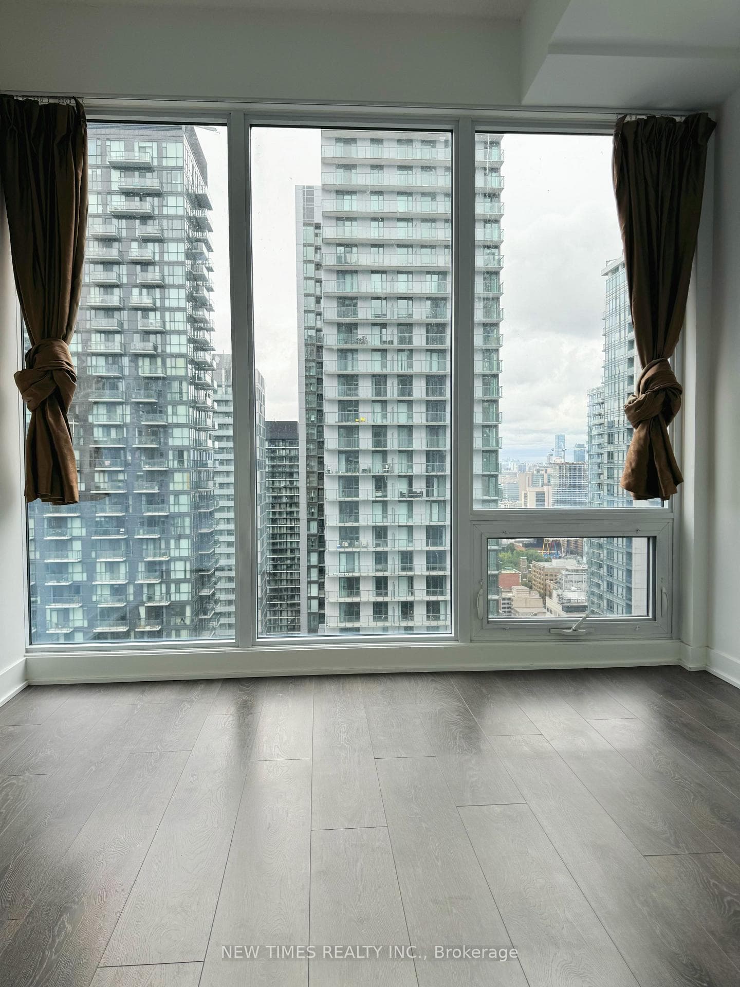 125 Blue Jays Way Unit 4007 photo 4