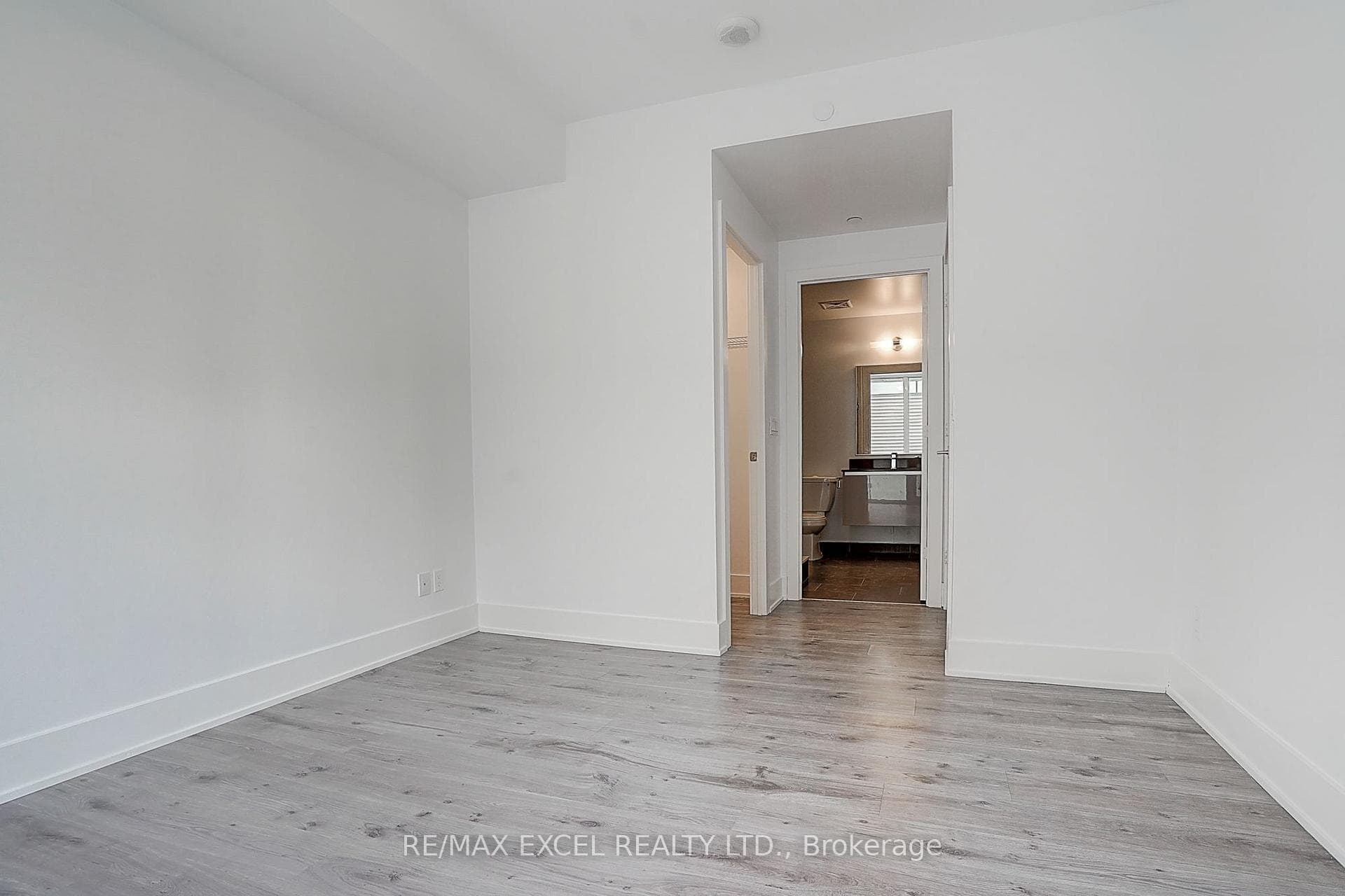 200 Bloor Street Unit 2201 photo 24
