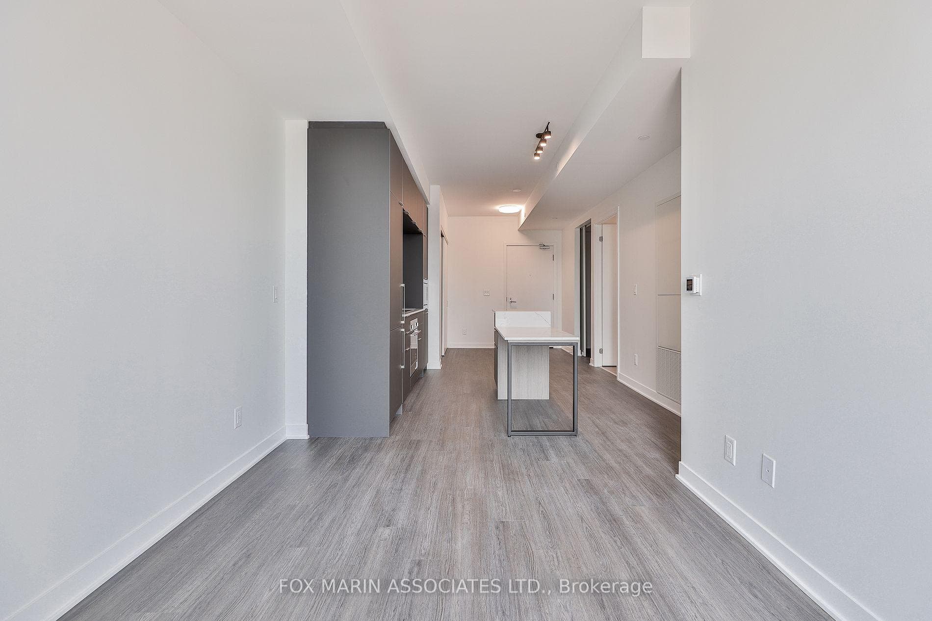 185 Alberta Avenue Unit 309 photo 8