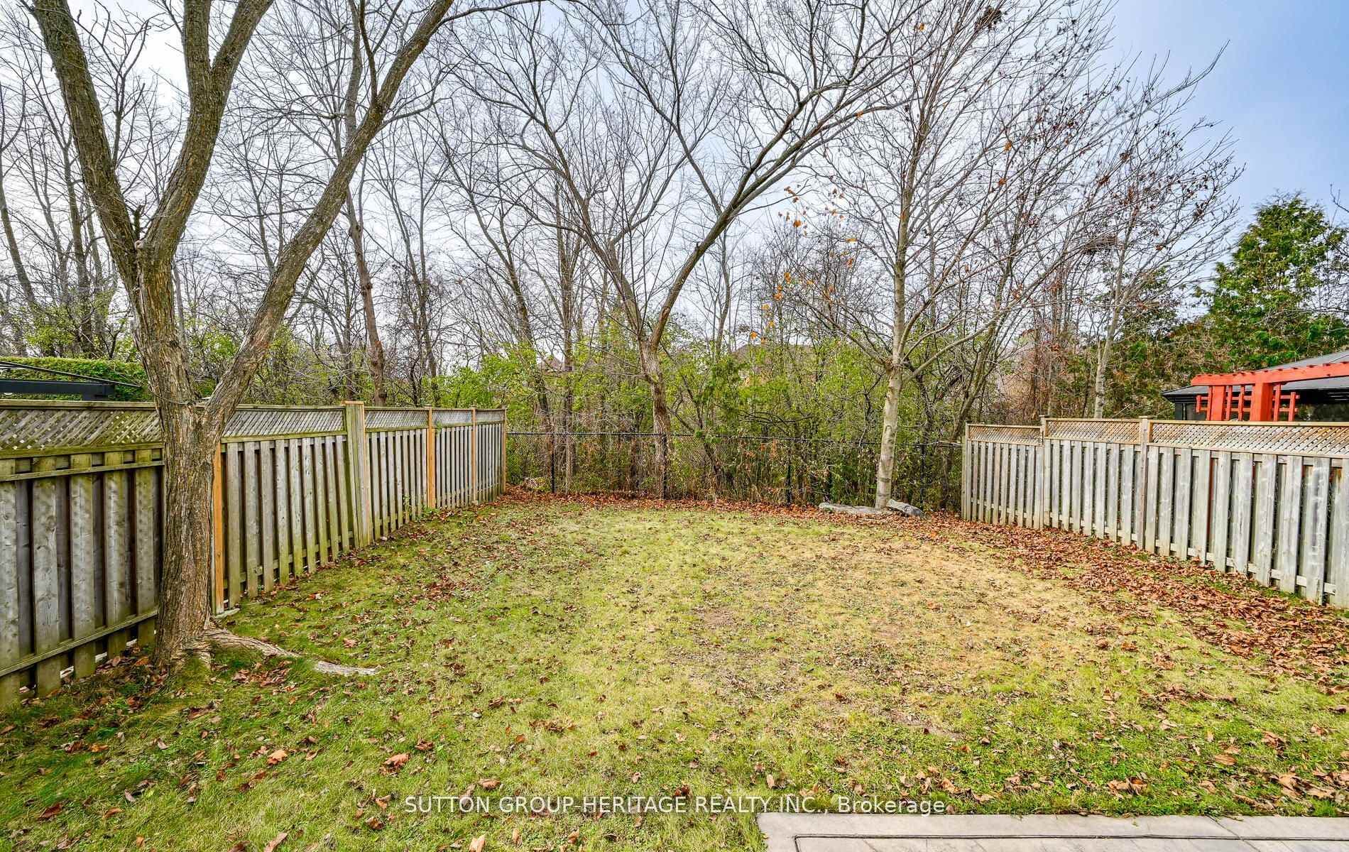 1776 Autumn Crescent photo 31