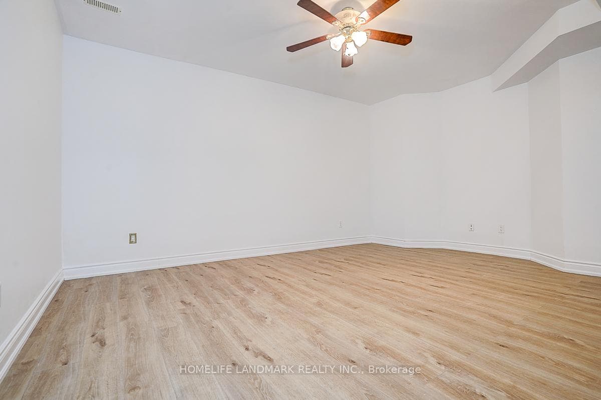 49 Red Oak Crescent photo 26