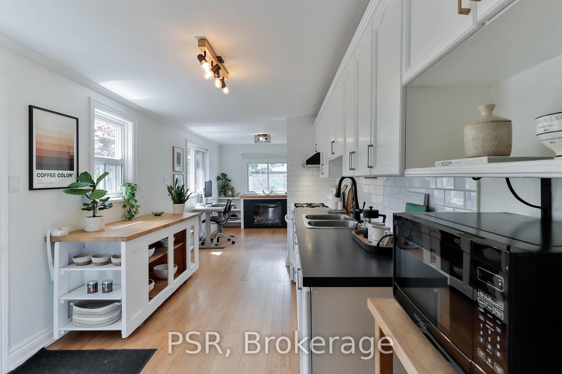 175 Maria Street photo 14