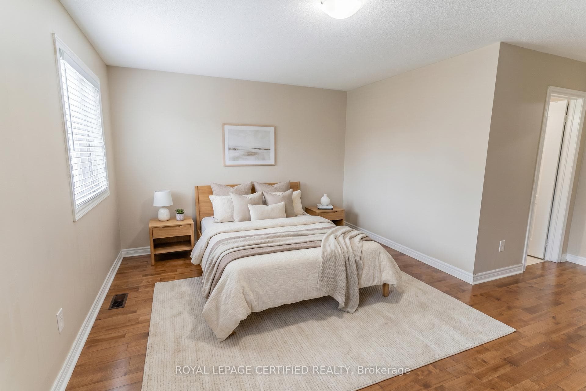 7177 Village Walk photo 27