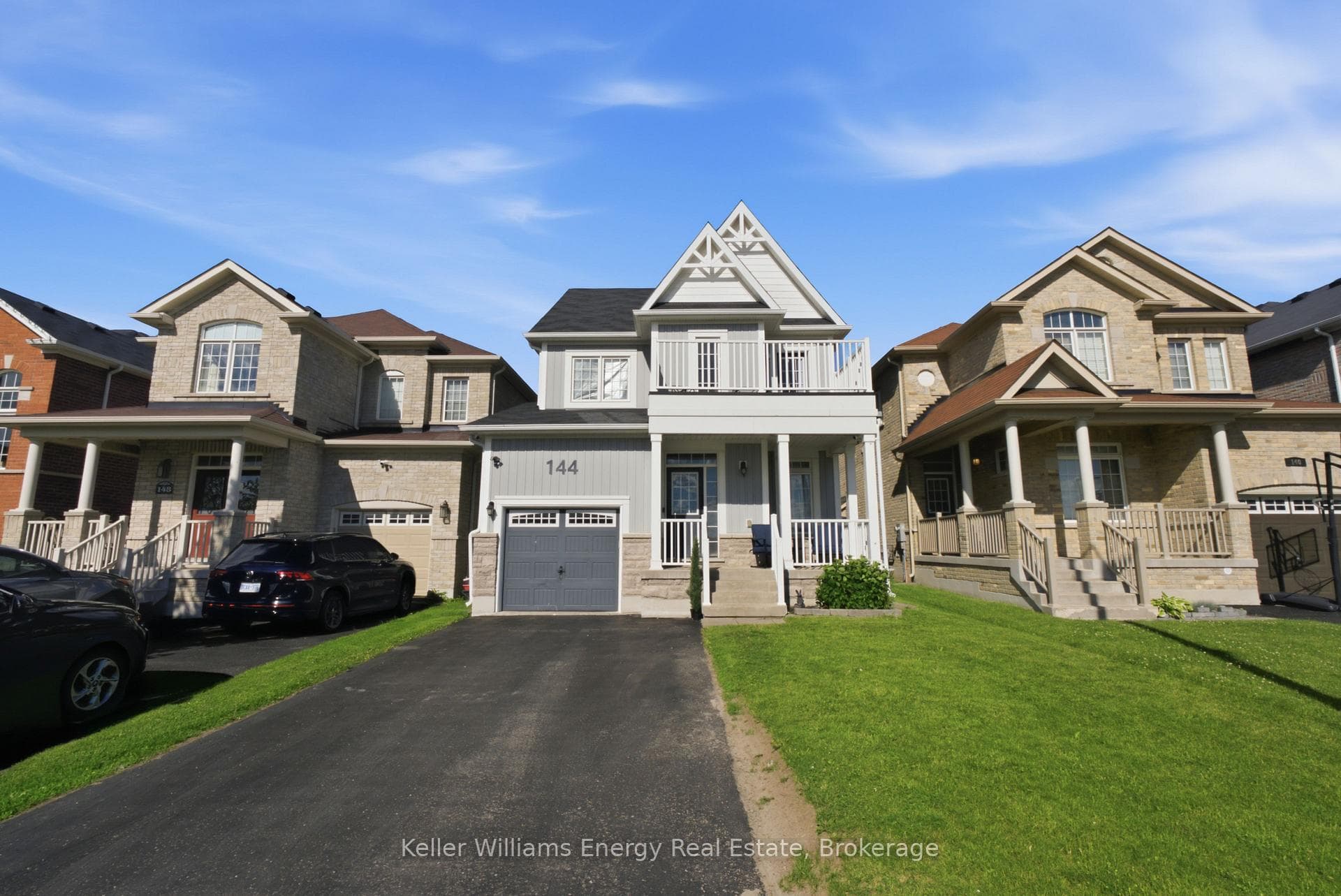 144 McDonald Crescent photo 1