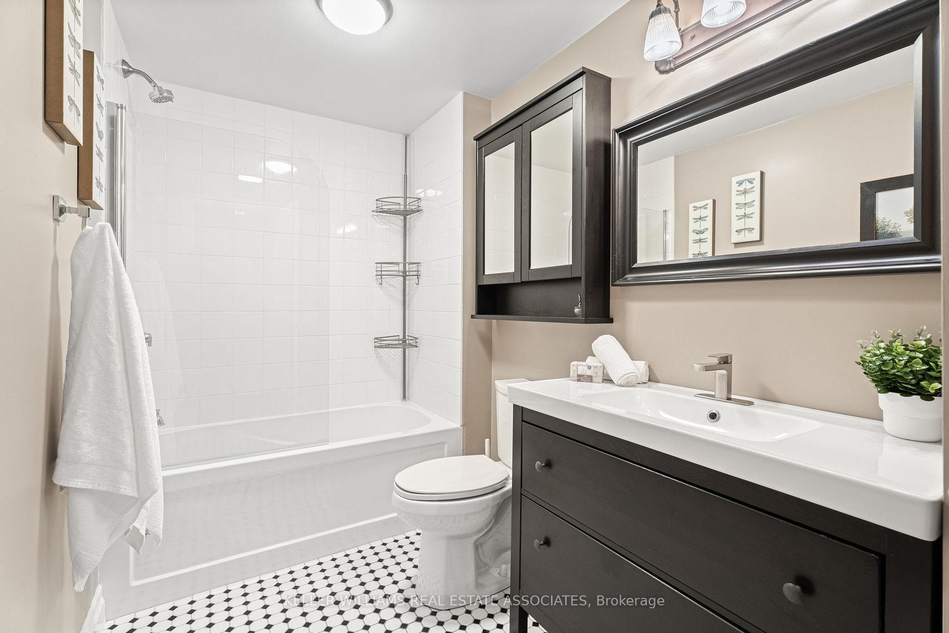 237 McDonald Boulevard photo 24