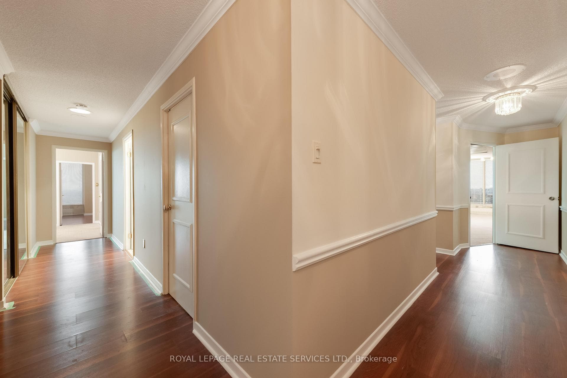 2045 Lake Shore Boulevard Unit 4503 photo 10