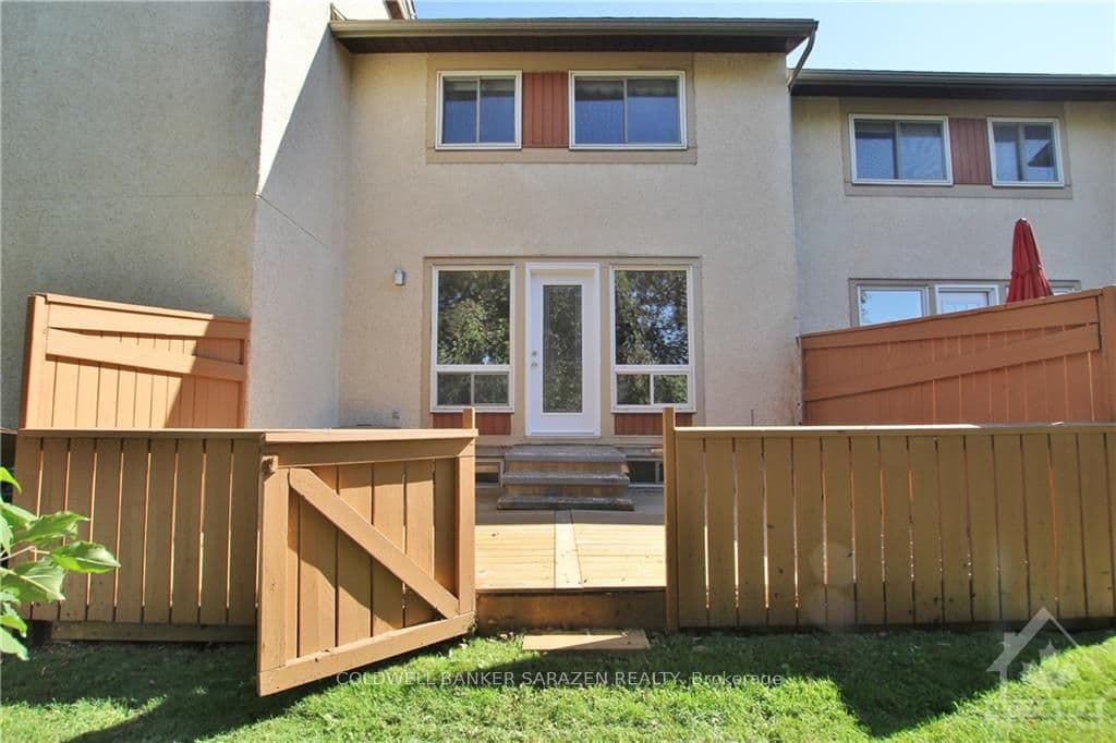 57 WOODFIELD Drive Unit B photo 28