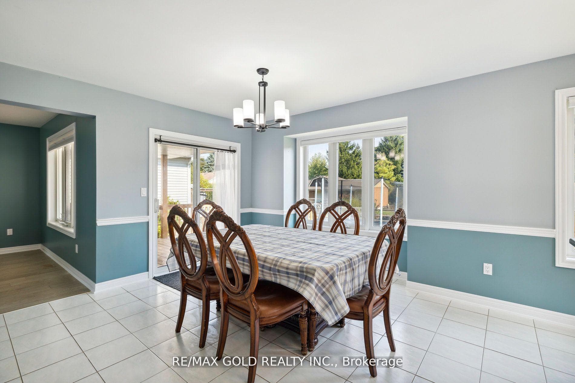 494 Balsam Road photo 14