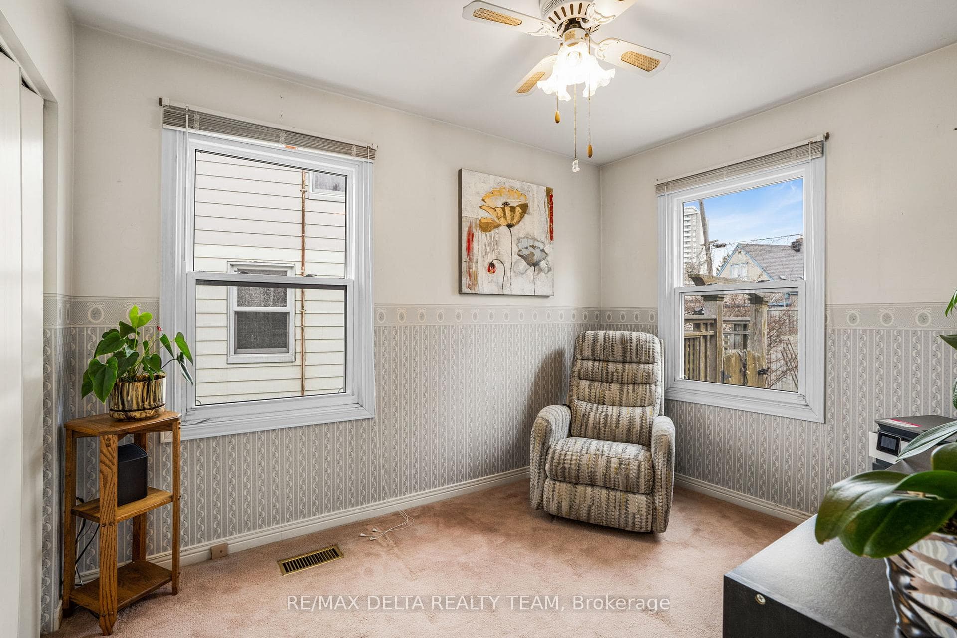 237 Crerar Avenue photo 13