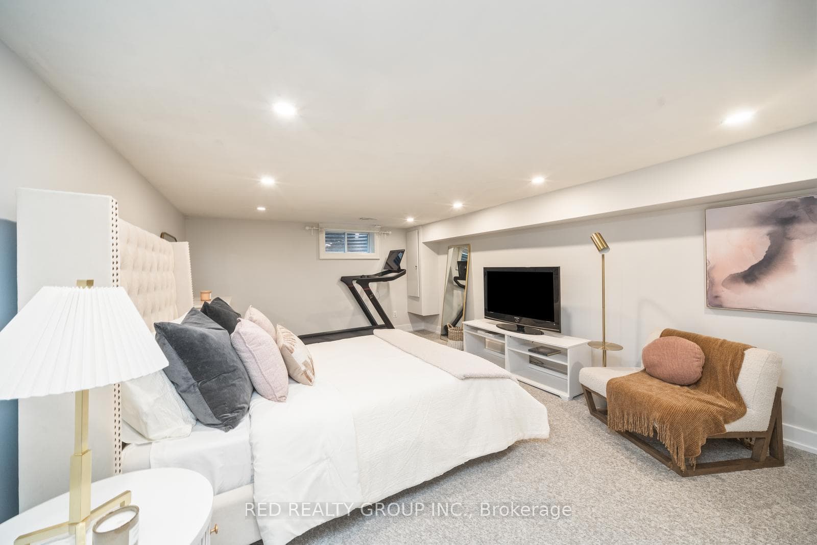 1067 Kipling Avenue photo 25