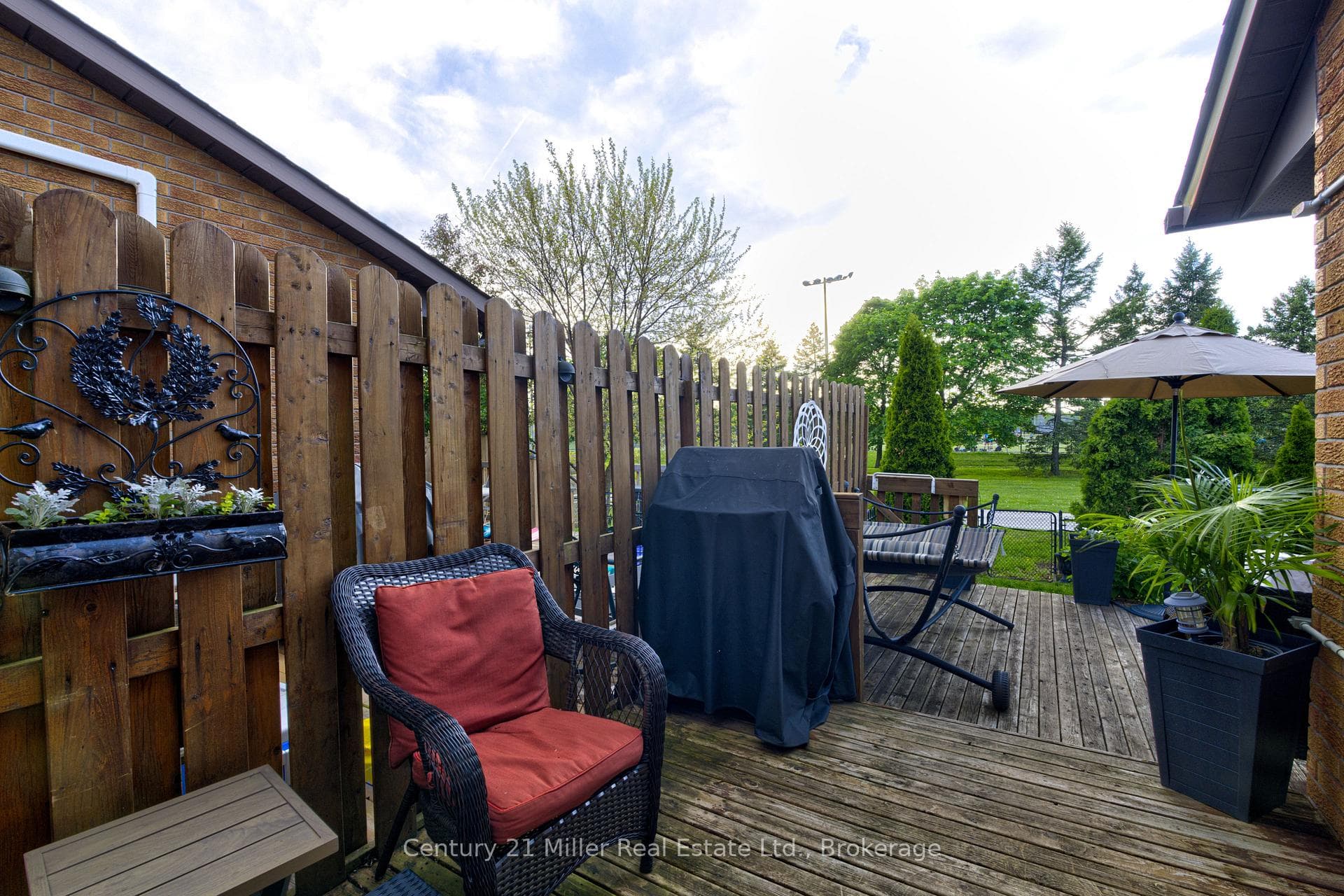 2256 MARGOT Street photo 28