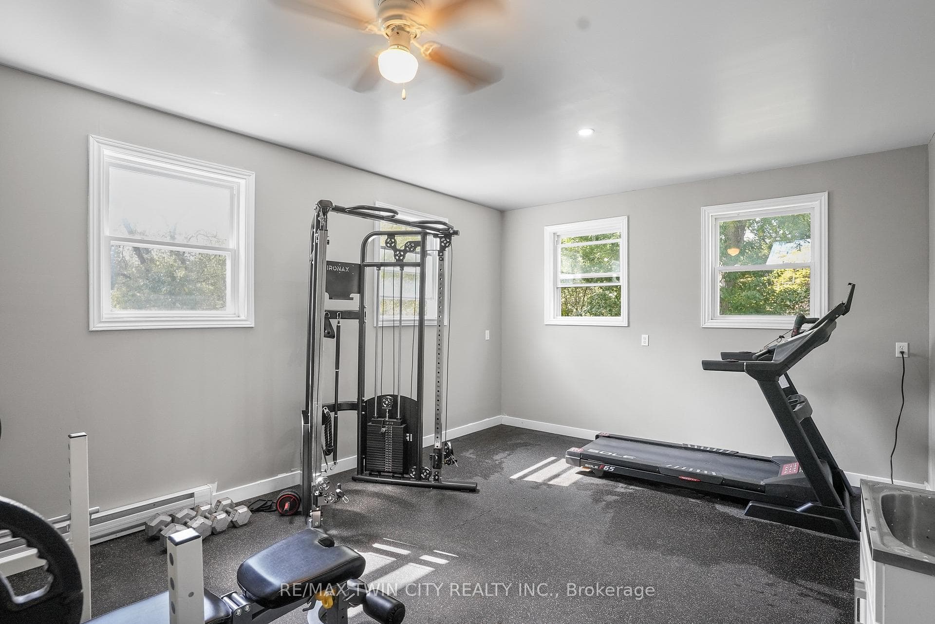 1811 Sawmill Road photo 24