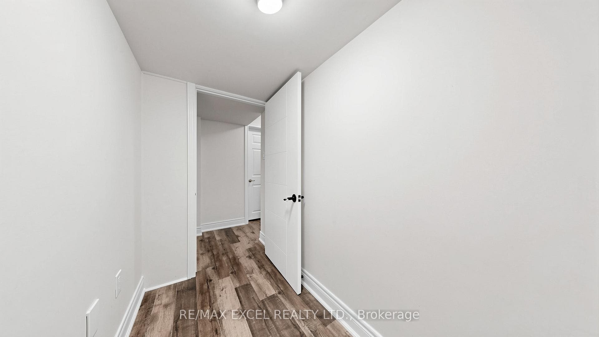 75 Jinnah Avenue photo 41
