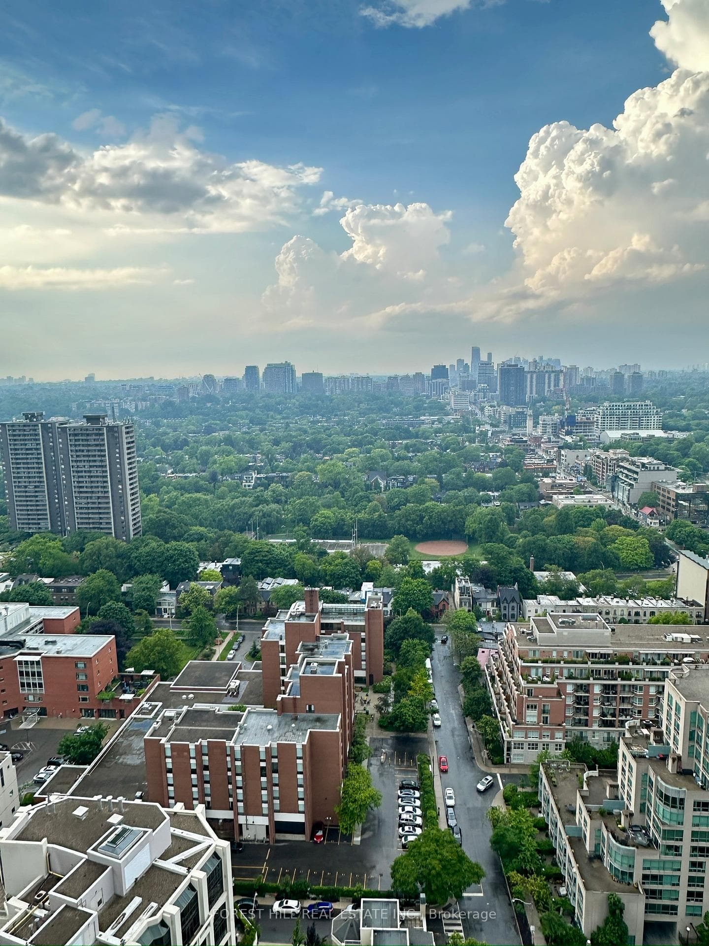 32 Davenport Road Unit 2902 photo 14