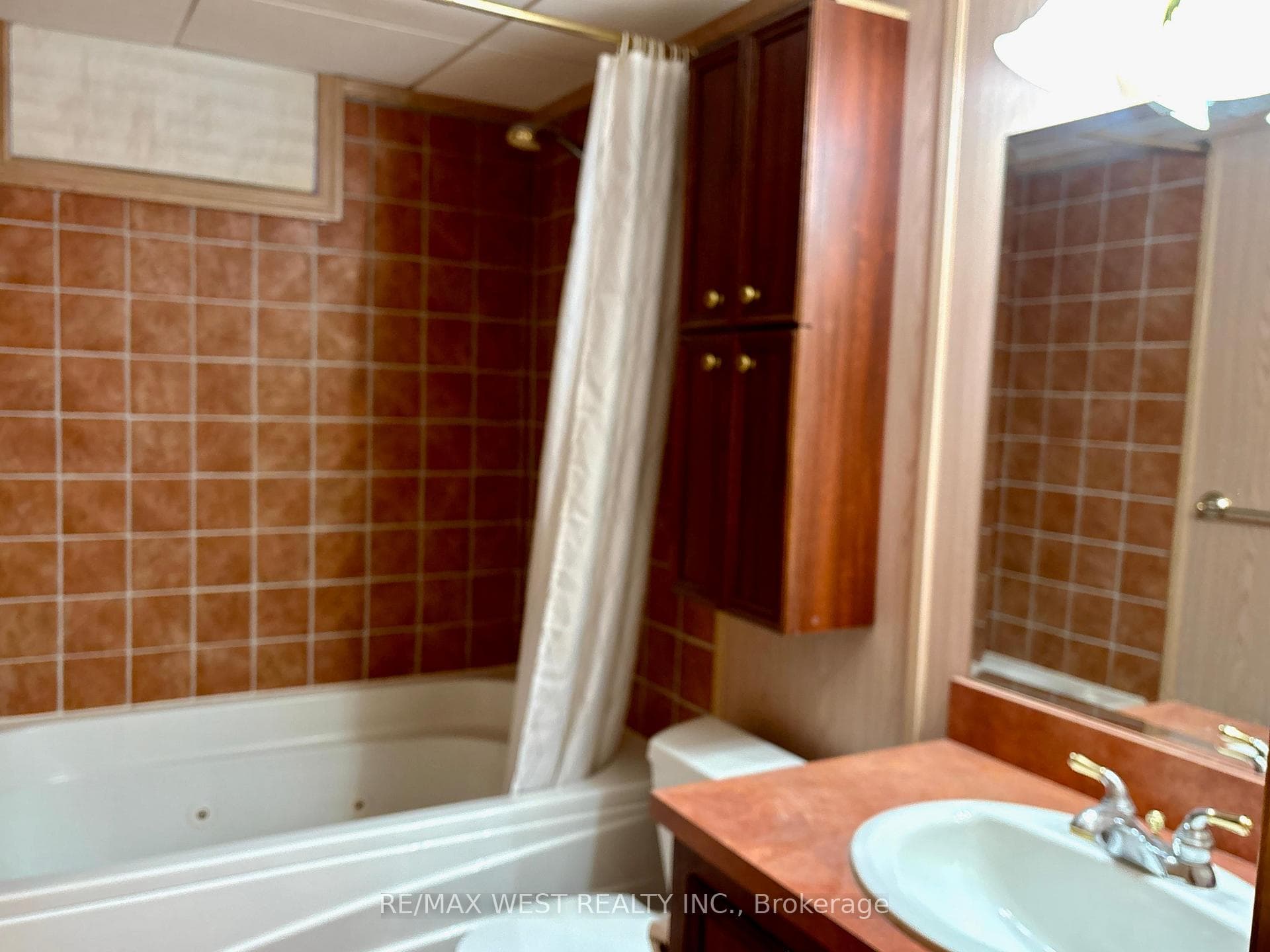 463 Hewitt Circle photo 16