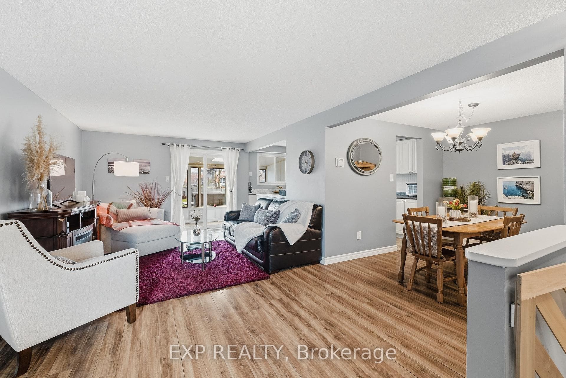 160 Carter Crescent photo 19