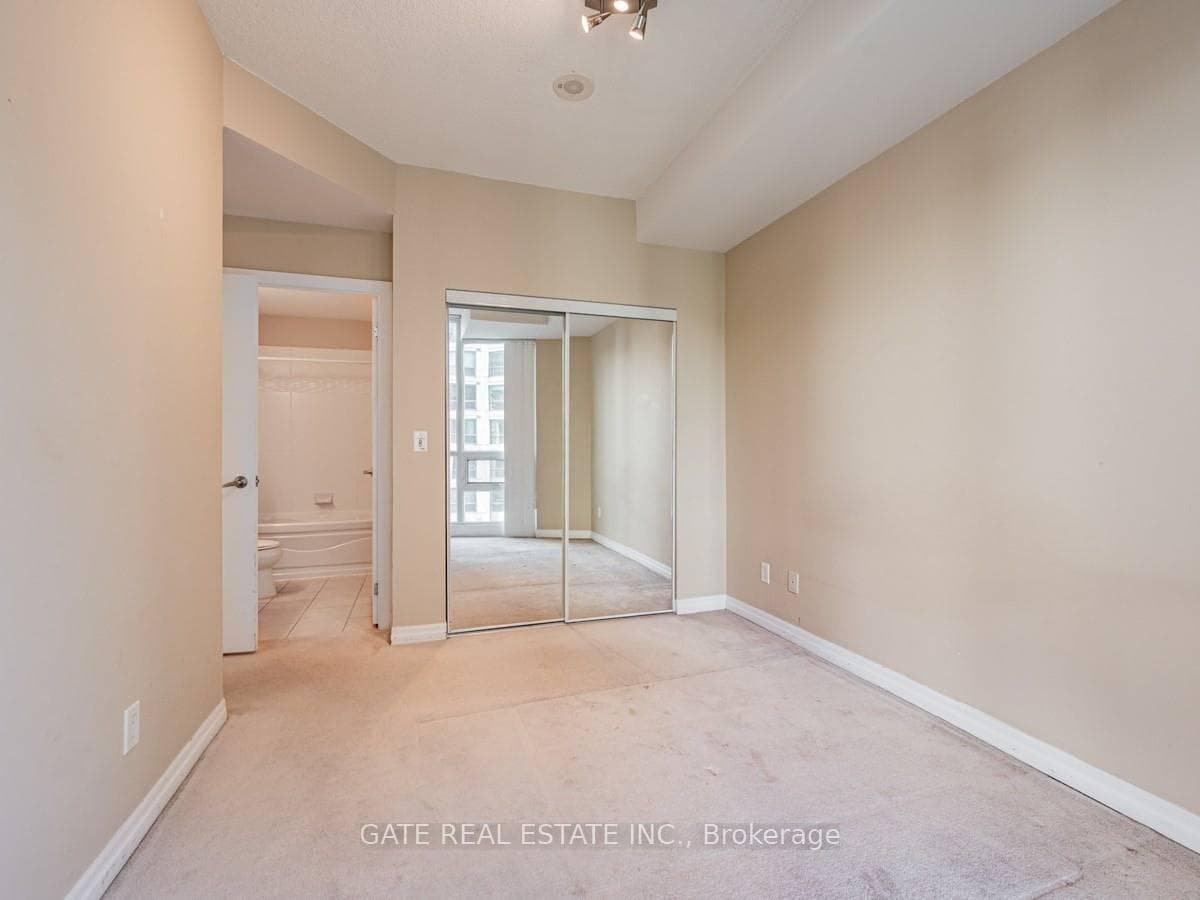 12 Yonge Street Unit 2405 photo 21