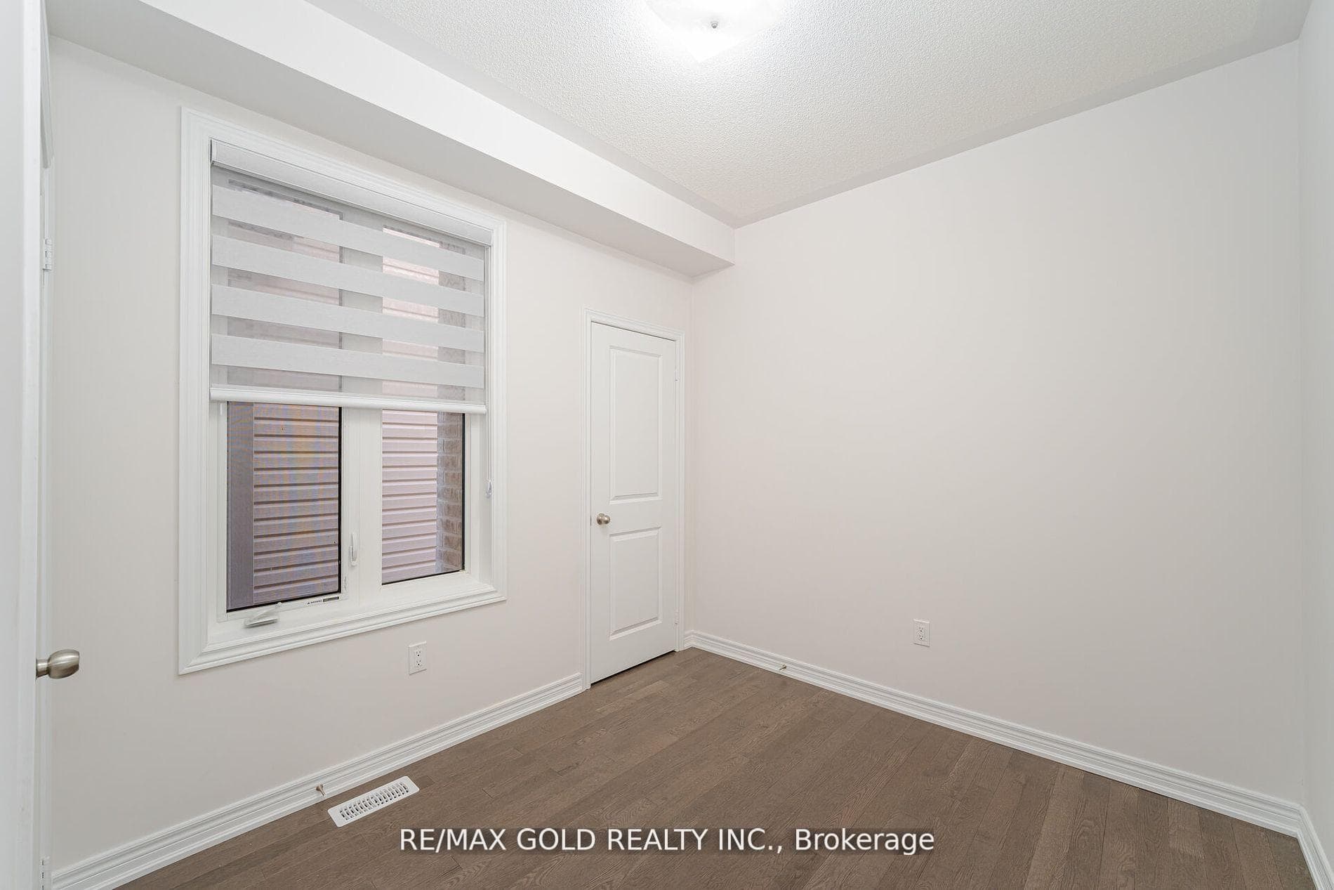 210 Chippewa Avenue photo 14