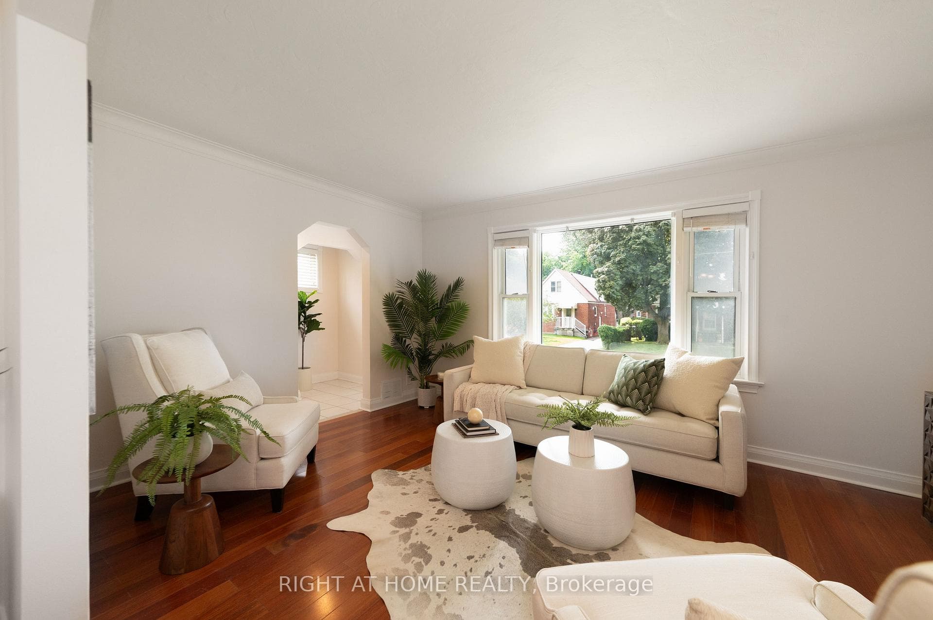 2 Midholm Drive photo 11