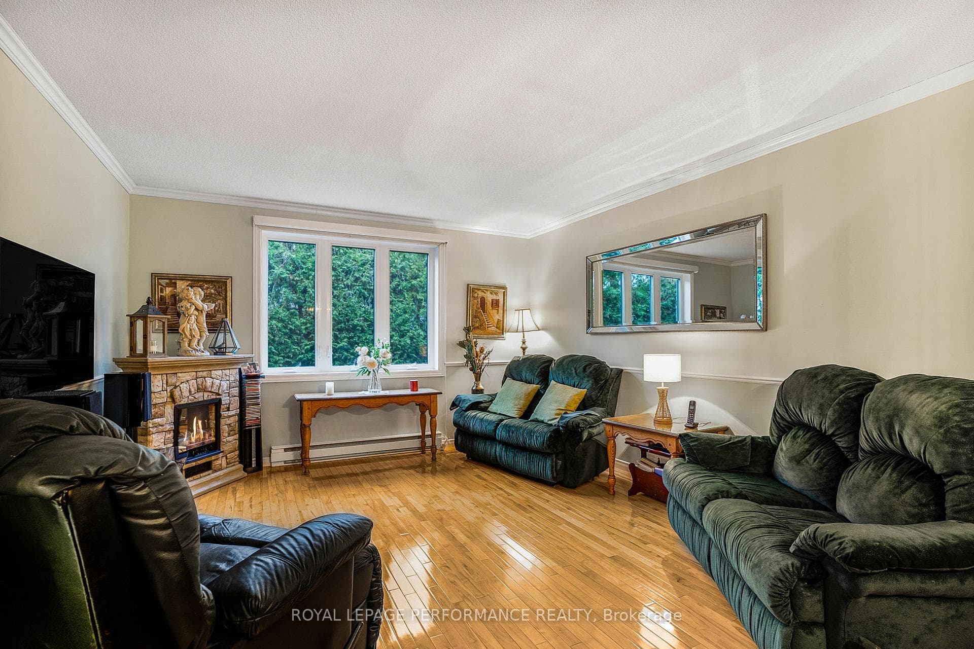 312 Cecile Boulevard photo 11
