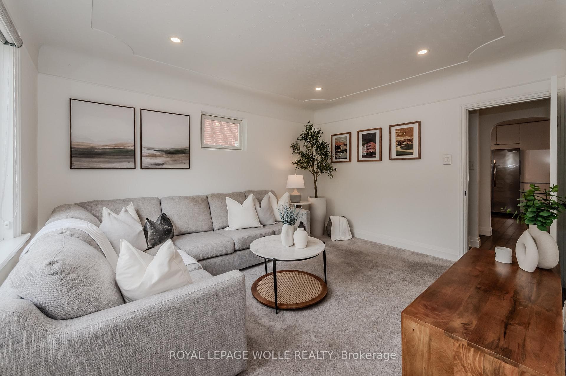 163 Lucan Avenue photo 3