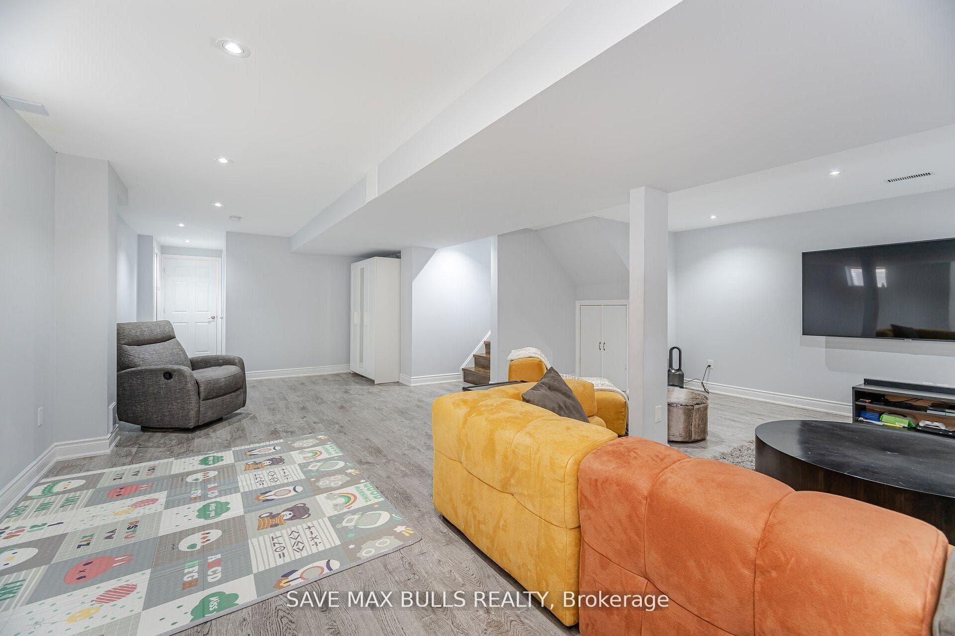 26 Beachville Circle photo 34