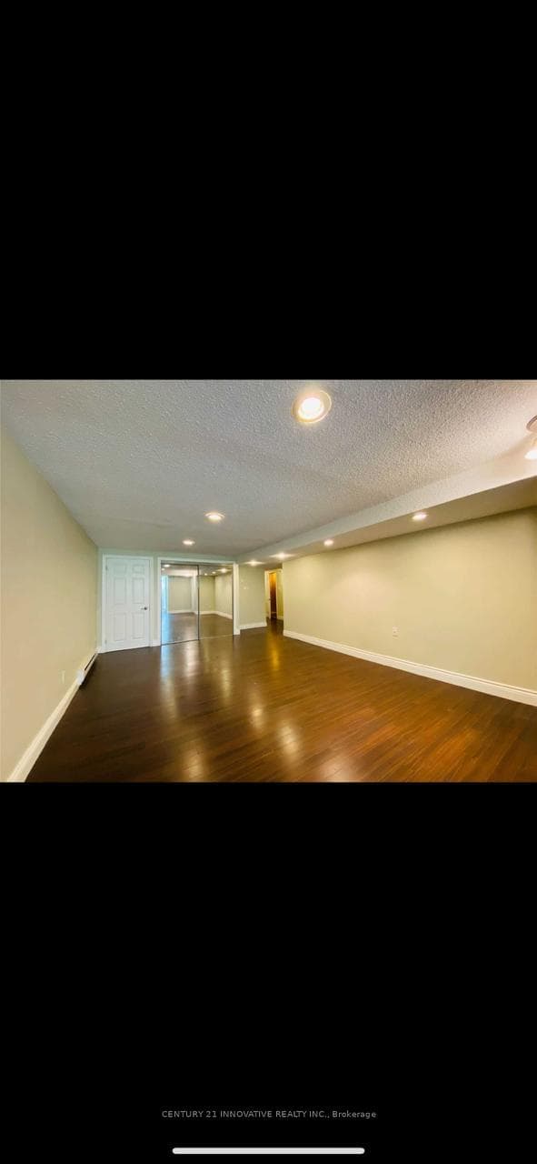100 Hill Crescent photo 8