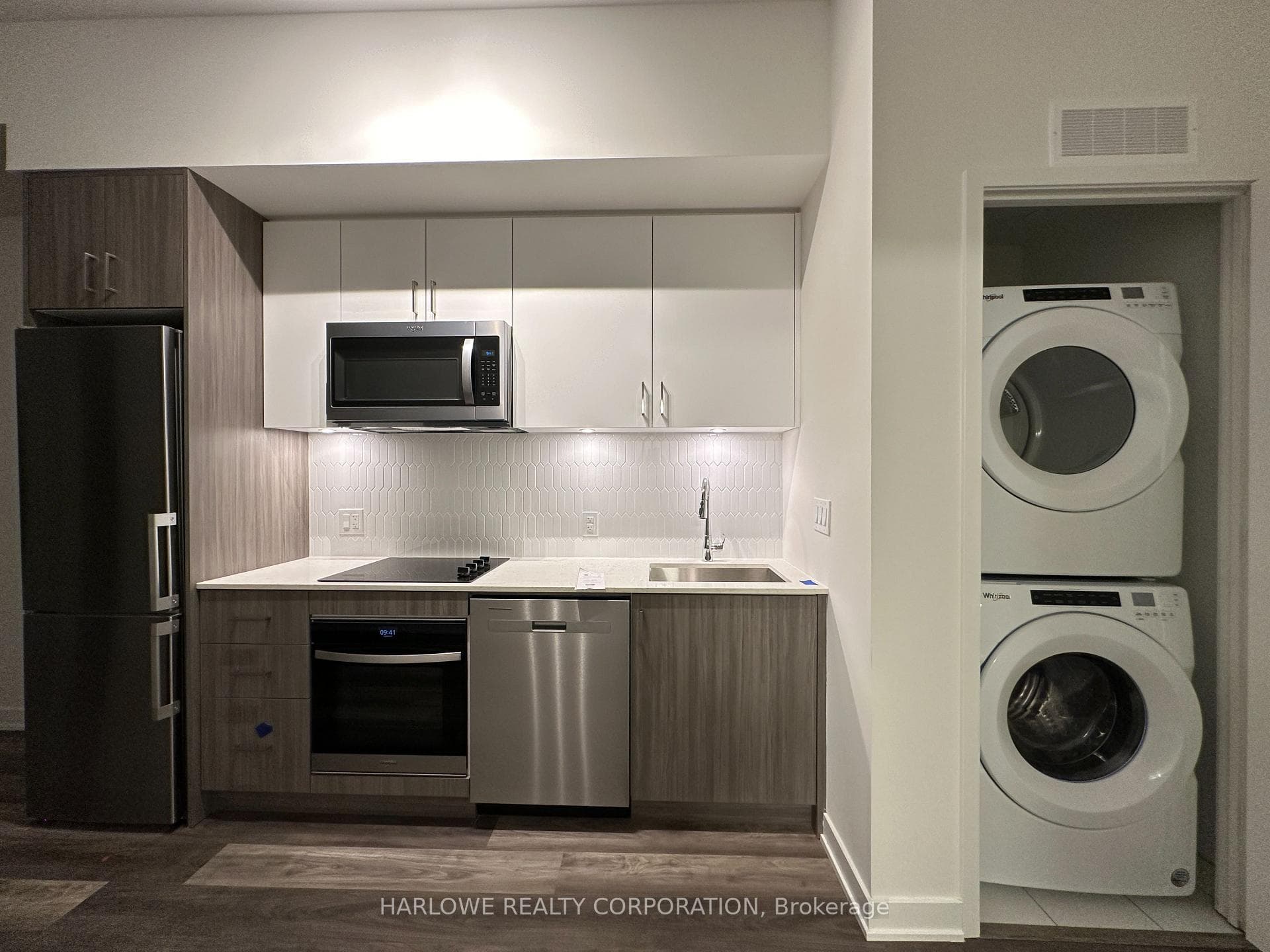 135 Lower Sherbourne Street Unit 1753 W photo 2