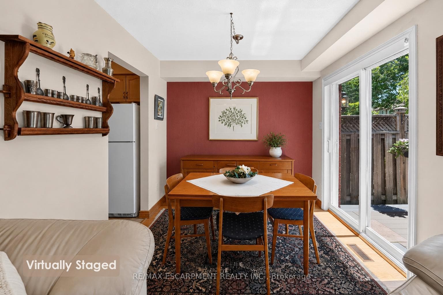16 Walker Court photo 6