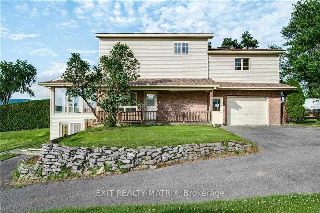 2774 BAY Road photo 2