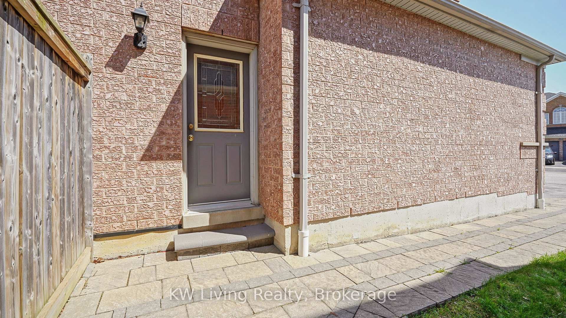 4 Heslop Street photo 45