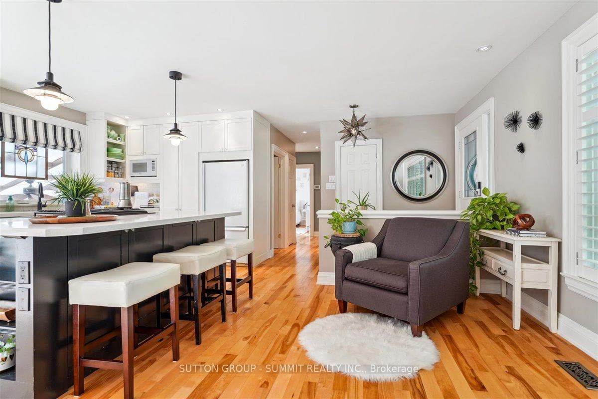 486 Lees Lane photo 8