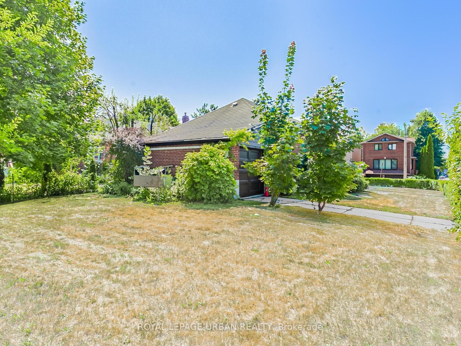 1627 Woodbine Heights Boulevard Unit Main photo 33