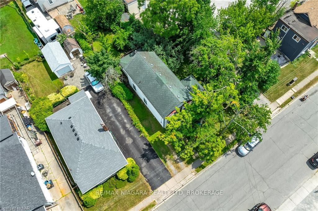 408 MCALPINE Avenue photo 12