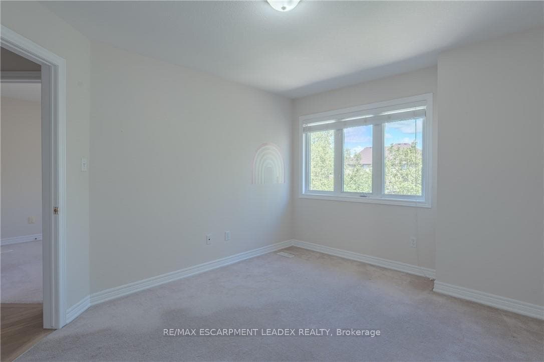 582 Stonehenge Drive photo 28