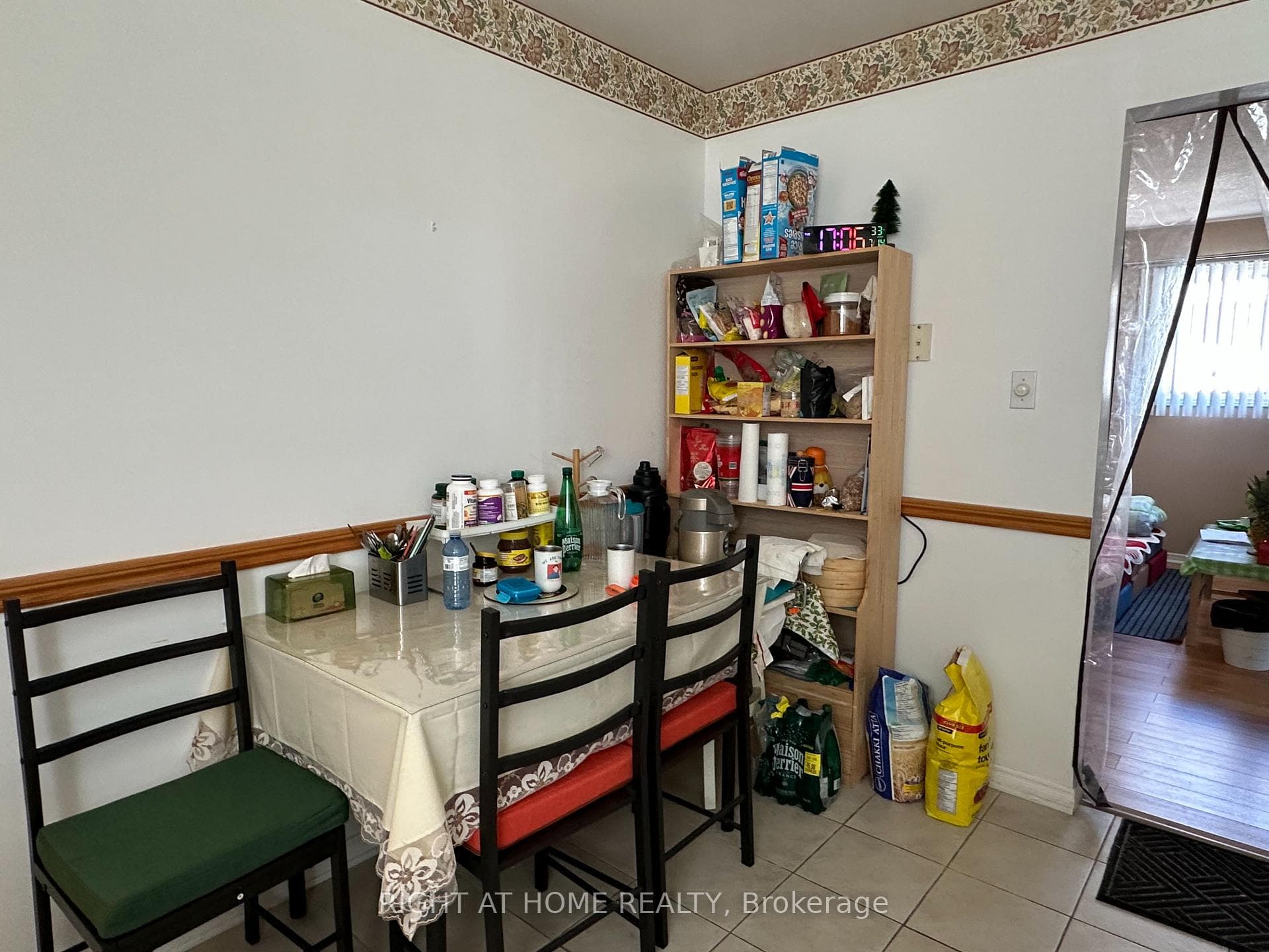 59 Pennybrook Crescent Unit 4 photo 5