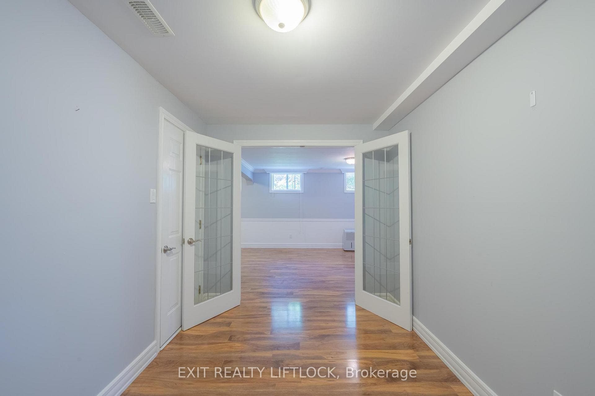 6 Mahood Court photo 28