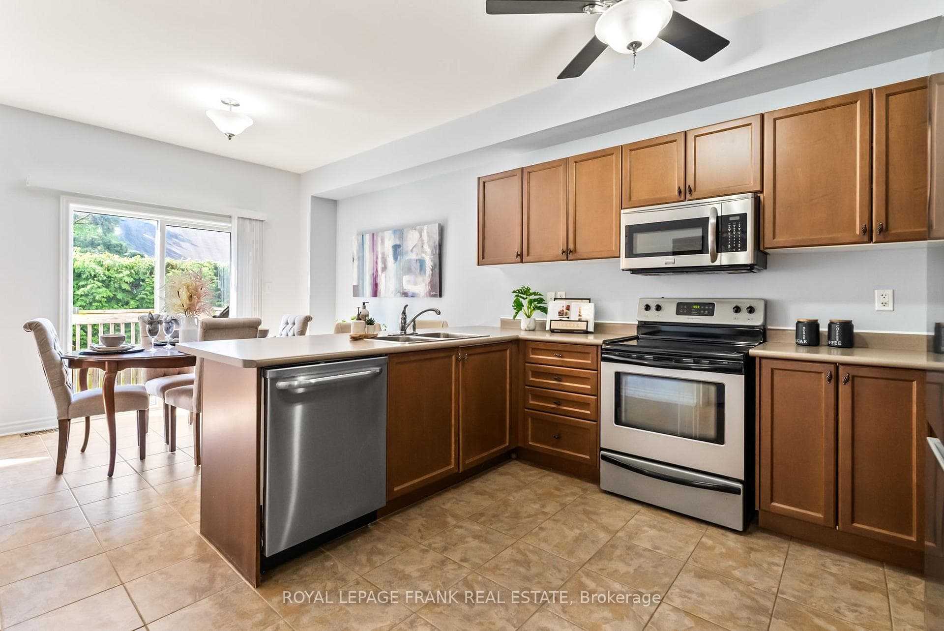 23 Tabb Avenue photo 14